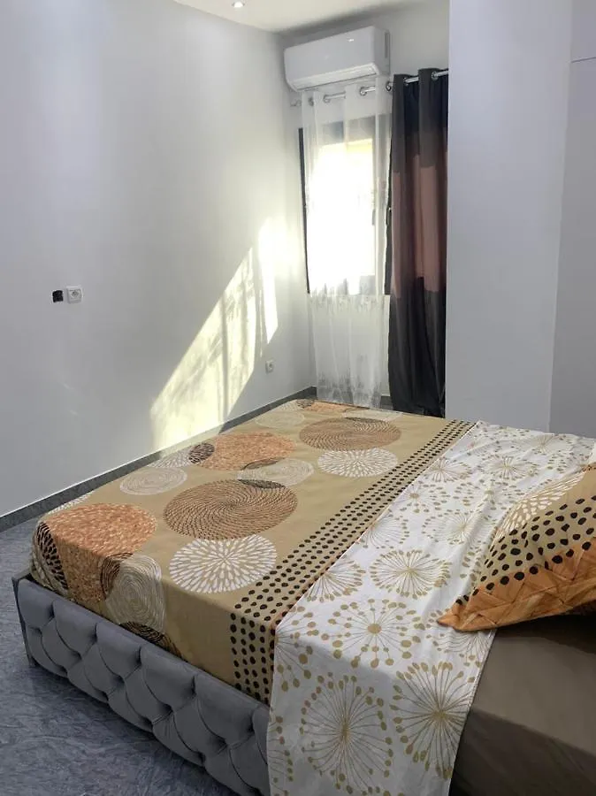 Appartement De Luxe Meuble A Louer - Dakar Pres Des Almadies 3 Ch/ 3 Sdb