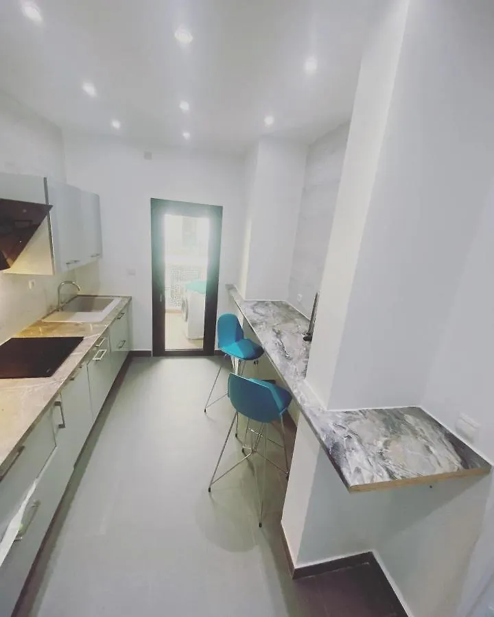 Appartement De Luxe Meuble A Louer - Dakar Pres Des Almadies 3 Ch/ 3 Sdb 0*,  Senegal