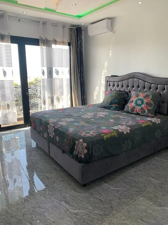 Appartement De Luxe Meuble A Louer - Dakar Pres Des Almadies 3 Ch/ 3 Sdb